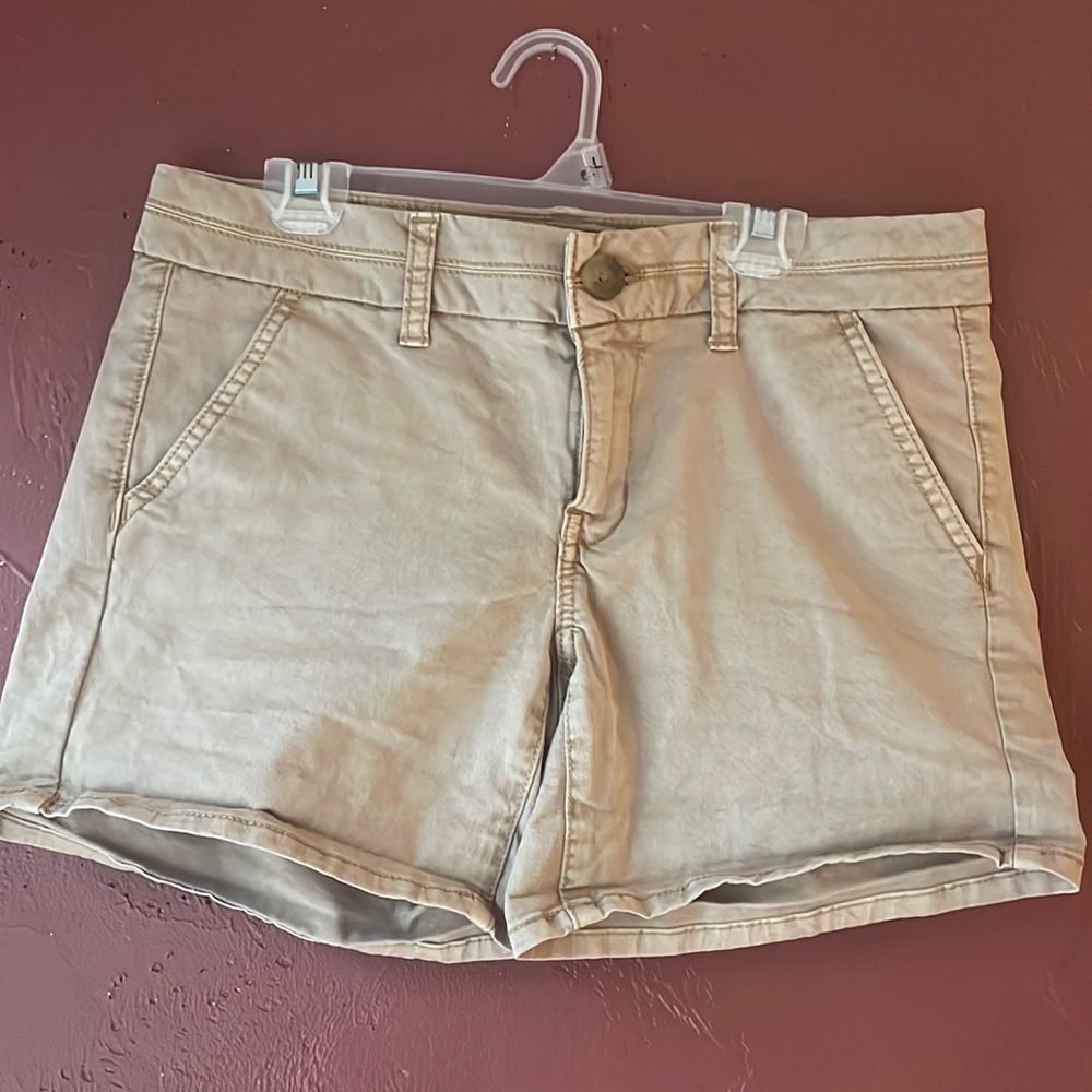 American Eagle Midi Size 4 shorts